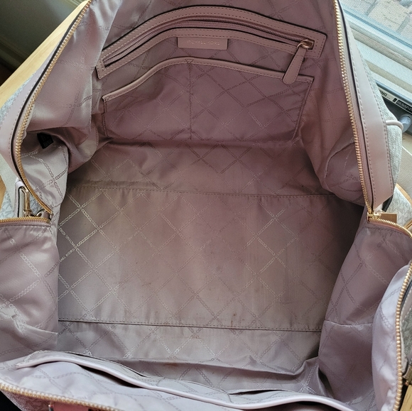 Bedford Travel Extra LG Weekender Bag Light Pink and Vanilla Color - Picture 6 of 12